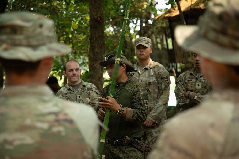 Balikatan 2026: U.S. Army Combat Engineers Participate in Jungle Survival Training (Day 2)