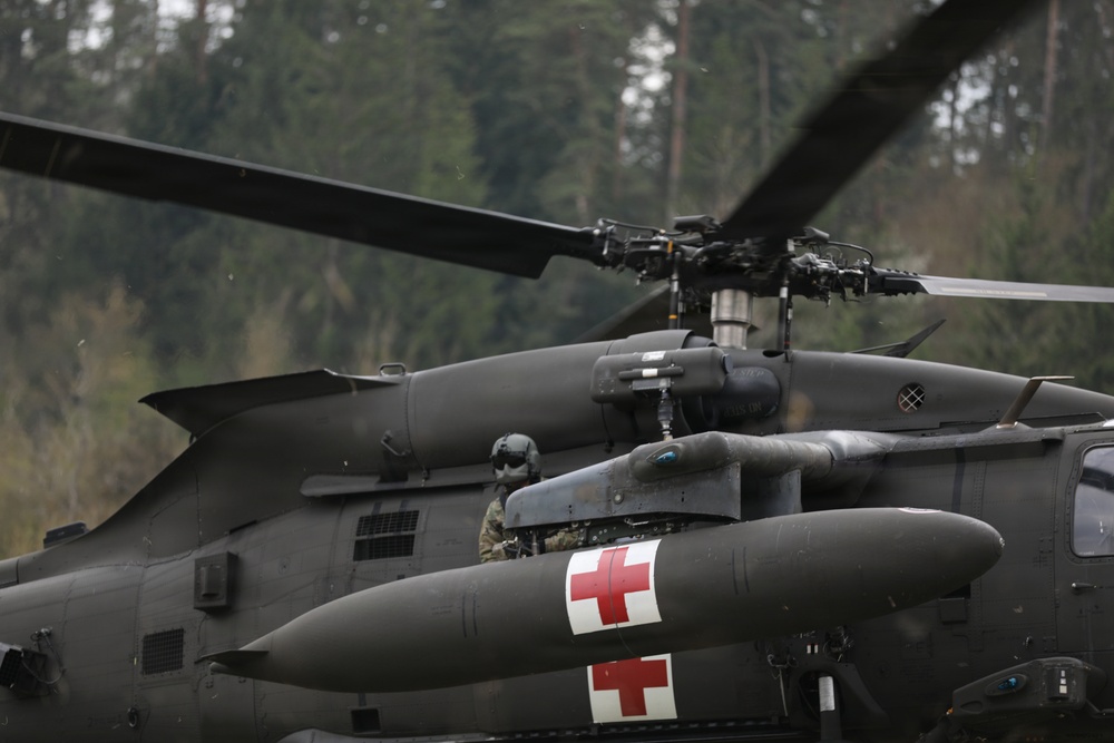 41st Field Artillery Brigade MEDEVAC Training with 12th Combat Aviation Brigade
