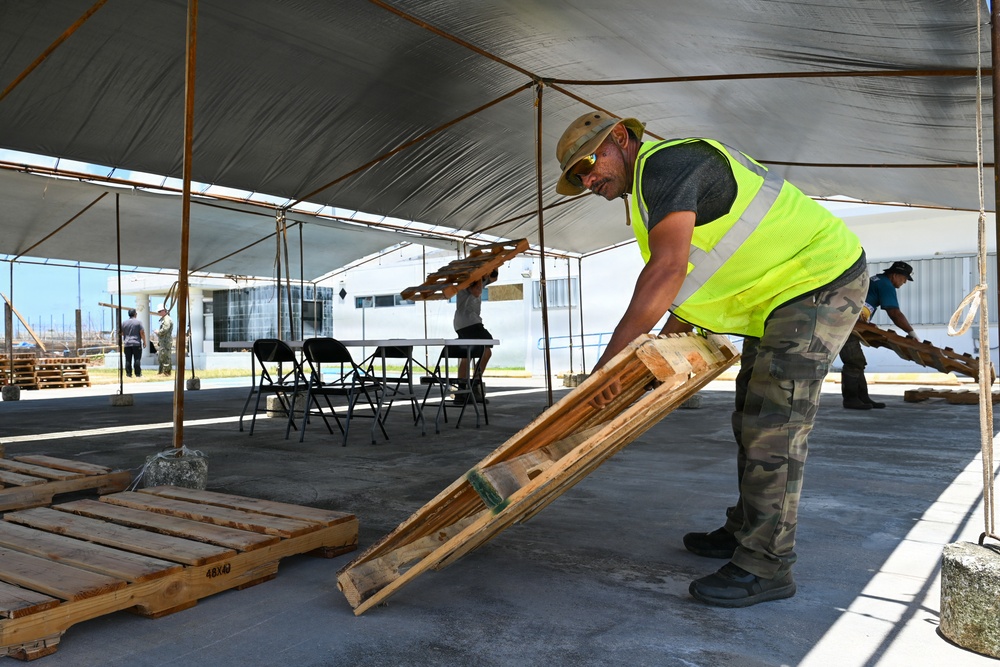 In wake of Typhoon Sinlaku, NMCB-1’s Seabees help deliver water to Saipan community