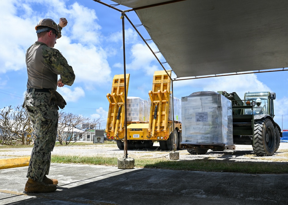 In wake of Typhoon Sinlaku, NMCB-1’s Seabees help deliver water to Saipan community