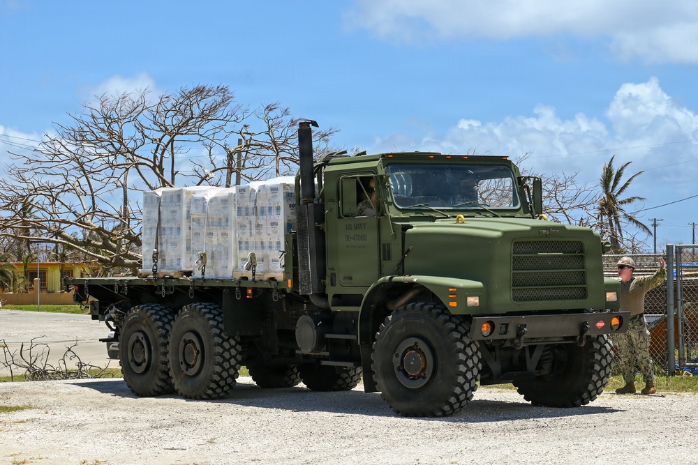 In wake of Typhoon Sinlaku, NMCB-1’s Seabees help deliver water to Saipan community