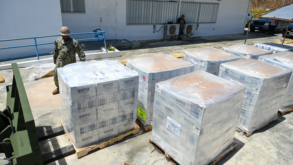 In wake of Typhoon Sinlaku, NMCB-1’s Seabees help deliver water to Saipan community