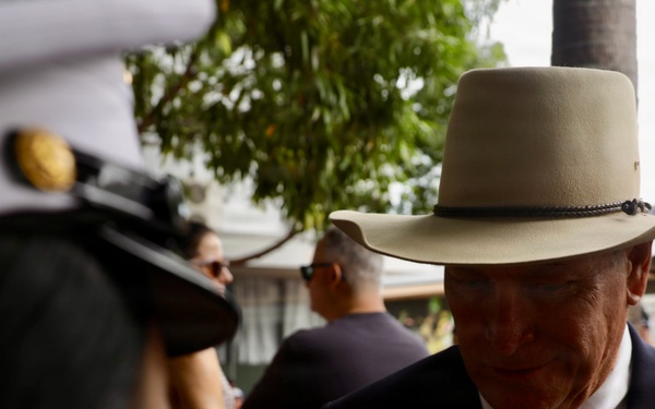 U.S. Marines, Sailors commemorate Anzac Day in Darwin
