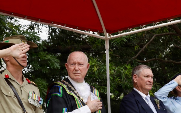 U.S. Marines, Sailors commemorate Anzac Day in Darwin