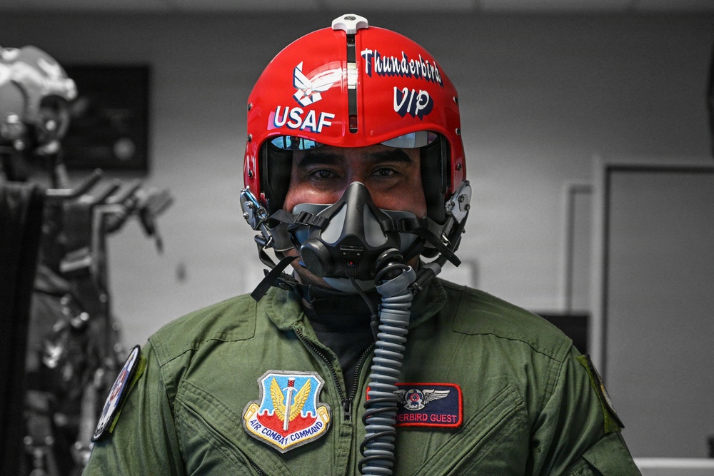 Wings Over Solano: Hometown Hero flies with Thunderbirds at Travis AFB