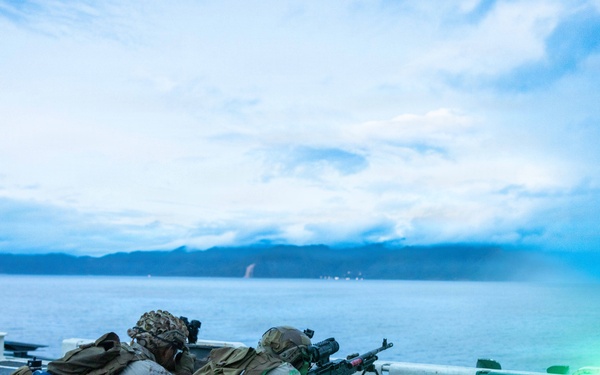 11th MEU Marines, Sailors Transit the Surigao Strait Abroad USS Boxer