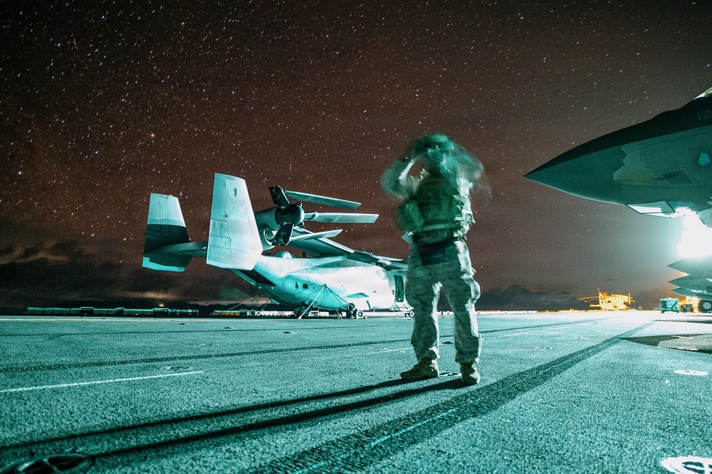 11th MEU Marines, Sailors Transit the Surigao Strait Abroad USS Boxer