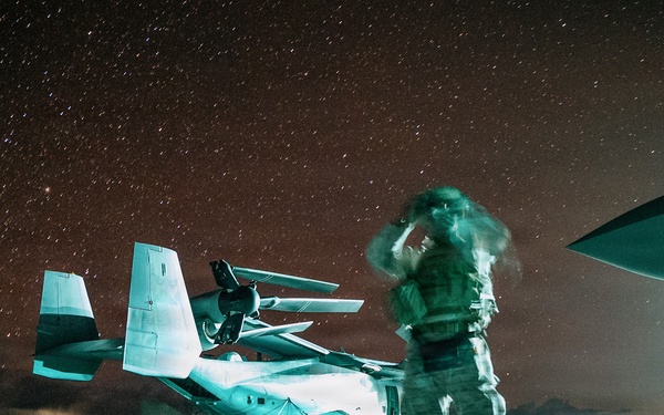 11th MEU Marines, Sailors Transit the Surigao Strait Abroad USS Boxer