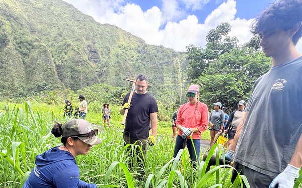 Laulima Navy Volunteers Restore Haiku Valley Through Community Service