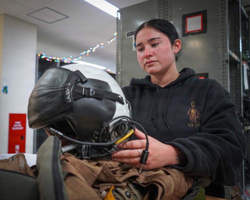 VP-26 Tridents Prep Aircrew Survival Equipment