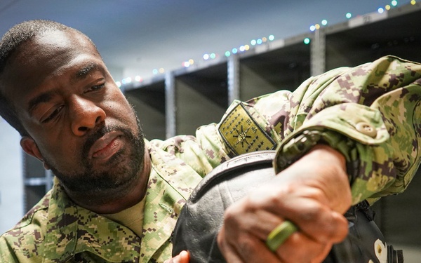 VP-26 Tridents Prep Aircrew Survival Equipment