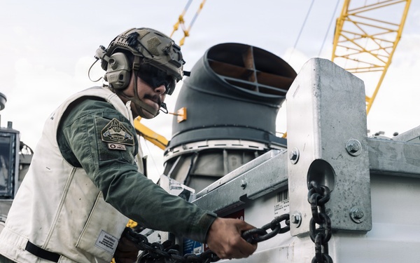 Assault Craft Unit 5 Sailors Respond to Super Typhoon Sinlaku