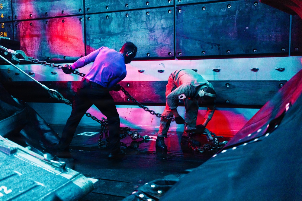 Assault Craft Unit 5 Sailors Respond to Super Typhoon Sinlaku