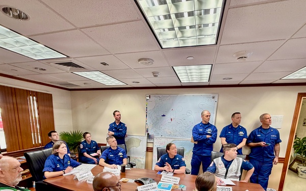 U.S. Coast Guard Incident Management Team discusses objectives