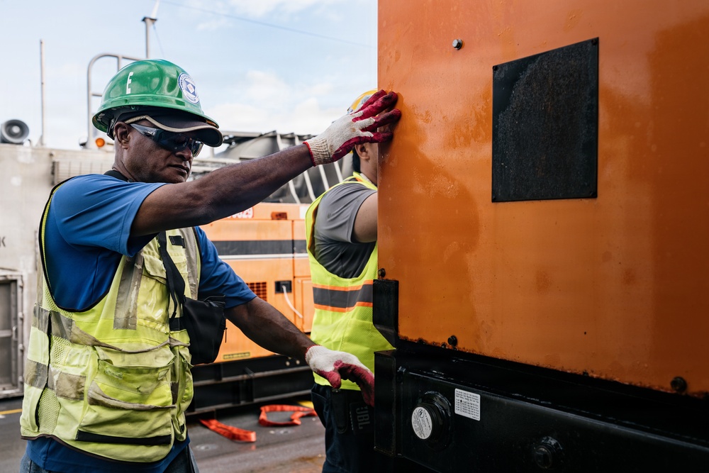 Assault Craft Unit 5 Sailors Respond to Super Typhoon Sinlaku
