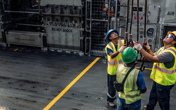 Assault Craft Unit 5 Sailors Respond to Super Typhoon Sinlaku