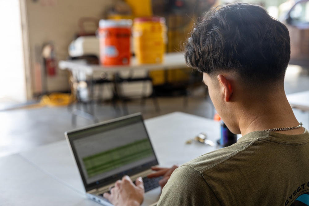 3d Marine Expeditionary Brigade Conducts an Alert Contingency Marine Air-Ground Task Force Drill