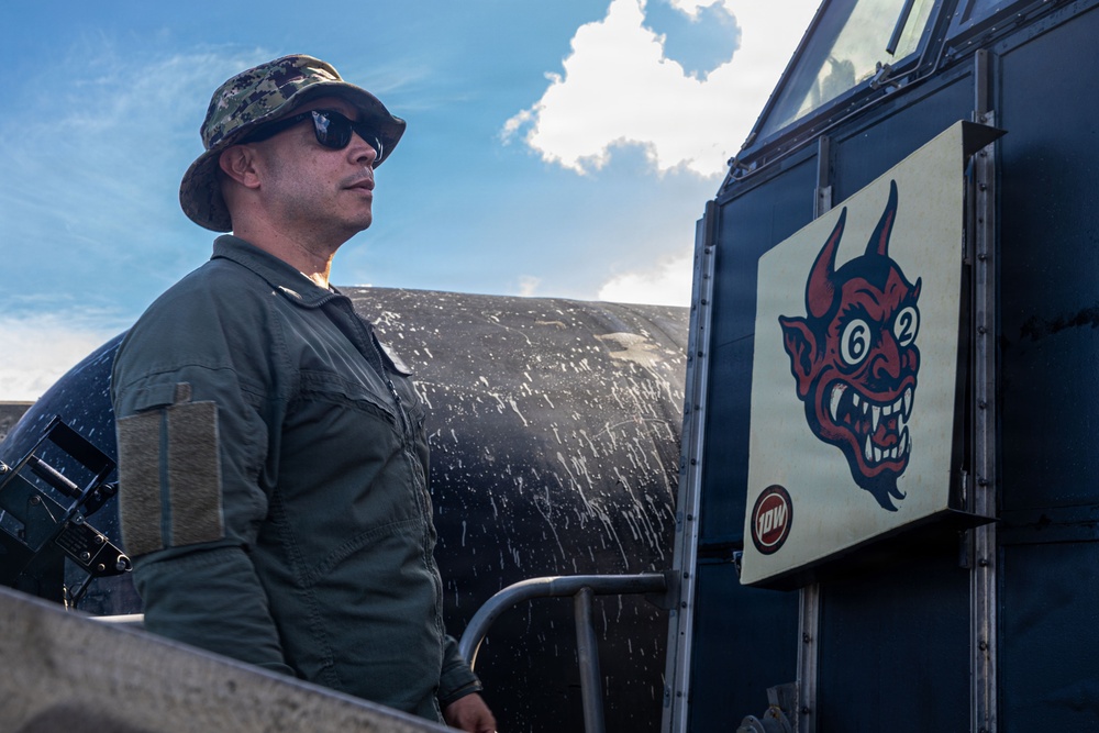 ACU-5 Sailors Transport Generators during DSCA Operations