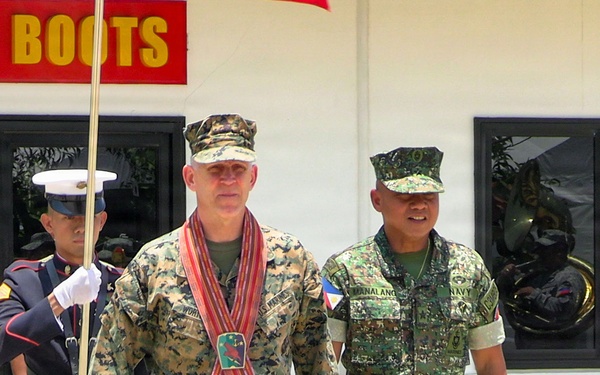 Balikatan 2026: Commanding General, I Marine Expeditionary Force, visits Philippine Marine Base Camp Rodolfo