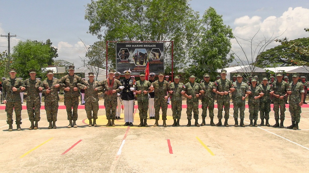 Balikatan 2026: Commanding General, I Marine Expeditionary Force, visits Philippine Marine Base Camp Rodolfo
