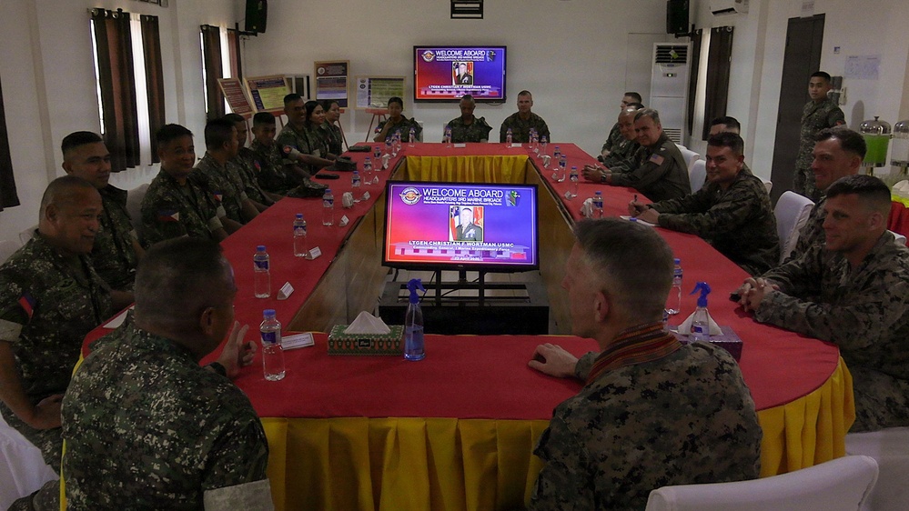 Balikatan 2026: Commanding General, I Marine Expeditionary Force, visits Philippine Marine Base Camp Rodolfo