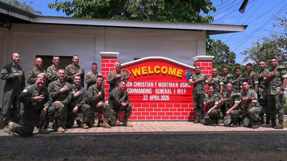 Balikatan 2026: Commanding General, I Marine Expeditionary Force, visits Philippine Marine Base Camp Rodolfo