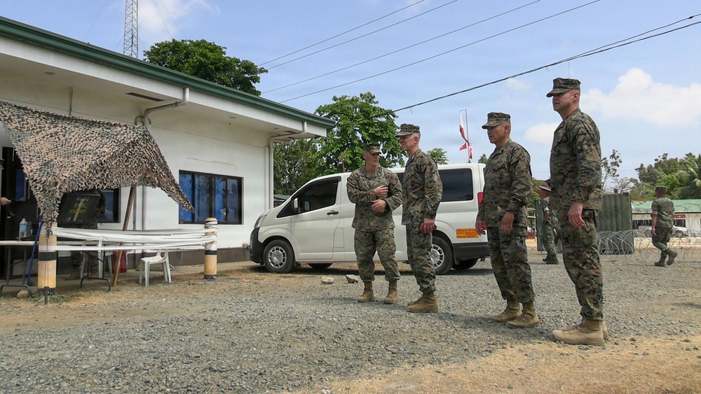 Balikatan 2026: Commanding General, I Marine Expeditionary Force, visits Philippine Marine Base Camp Rodolfo
