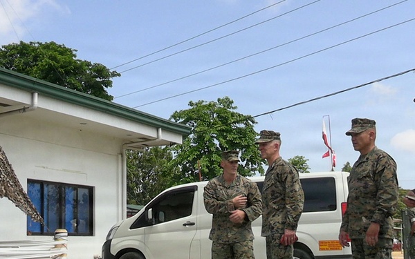 Balikatan 2026: Commanding General, I Marine Expeditionary Force, visits Philippine Marine Base Camp Rodolfo