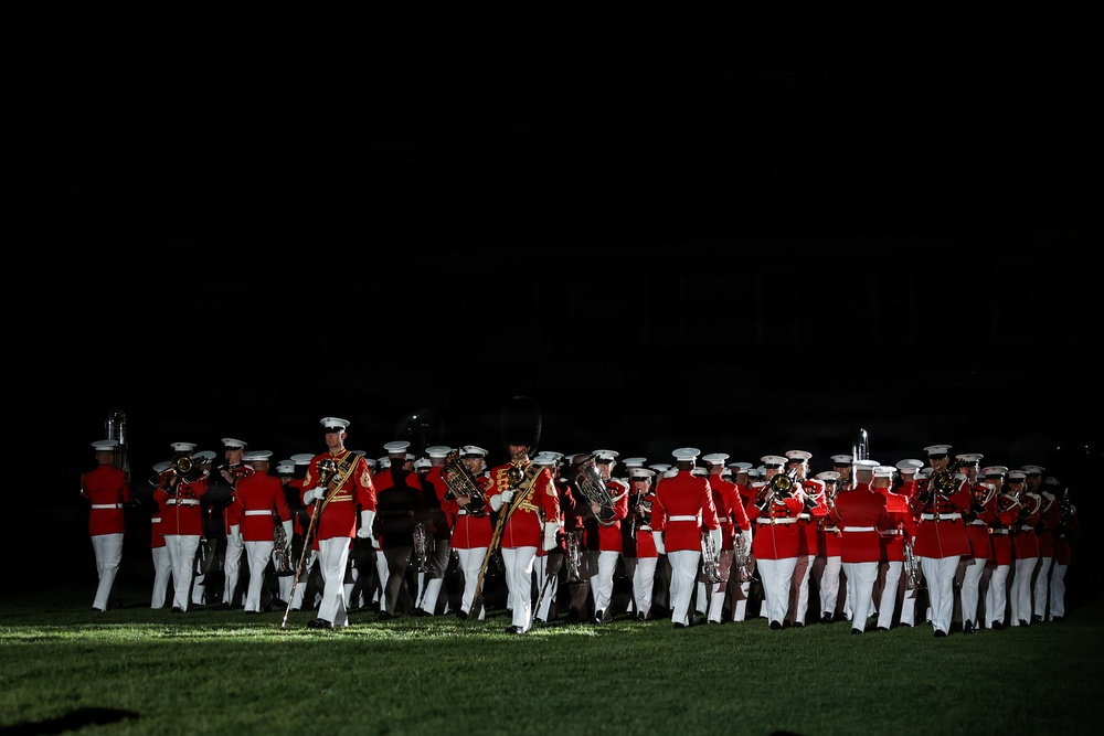 Marine Barracks Washington Friends and Family Parade
