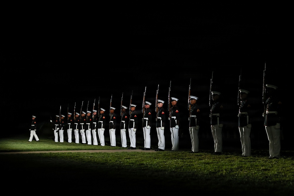 Marine Barracks Washington Friends and Family Parade