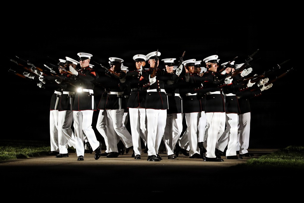 Marine Barracks Washington Friends and Family Parade