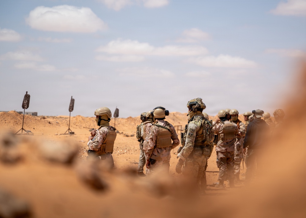 Libyan joint forces and Italian Special Forces conduct live-fire training