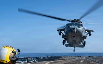 Pinckney Conducts Flight Operations