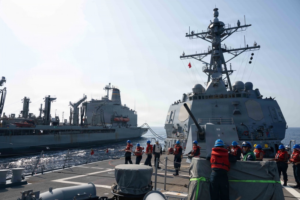 Pinckney Conducts a Replenishment-at-Sea