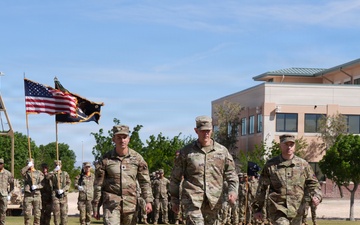 A Formal Transition: Commanders Shift Positions in Final Act of Leadership Transfer