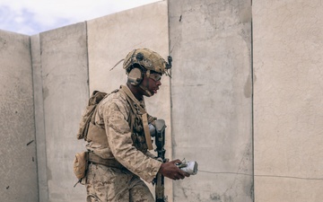 SLTE 2-26: Charlie Company, 1st Battalion, 2nd Marine Regiment Conducts Range 111