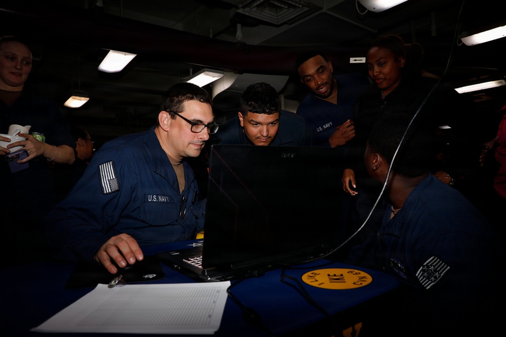 IKE departs Norfolk Naval Shipyard for Sea Trials