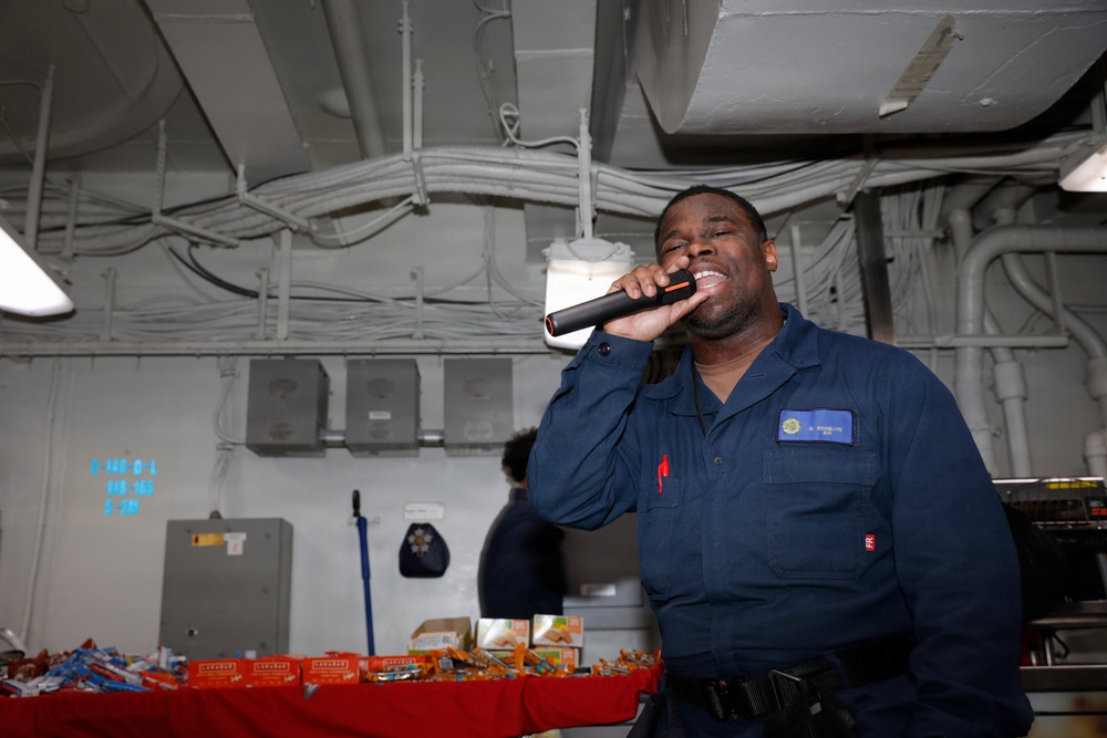 IKE departs Norfolk Naval Shipyard for Sea Trials