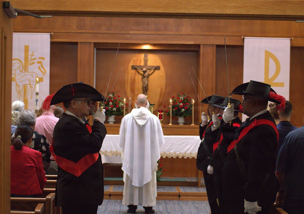 Bishop Caggianelli Visits Fort Rucker
