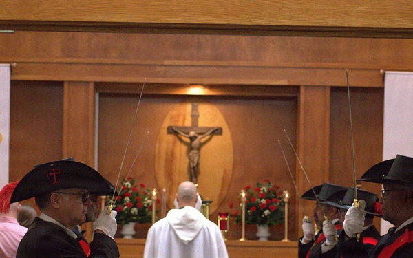 Bishop Caggianelli Visits Fort Rucker