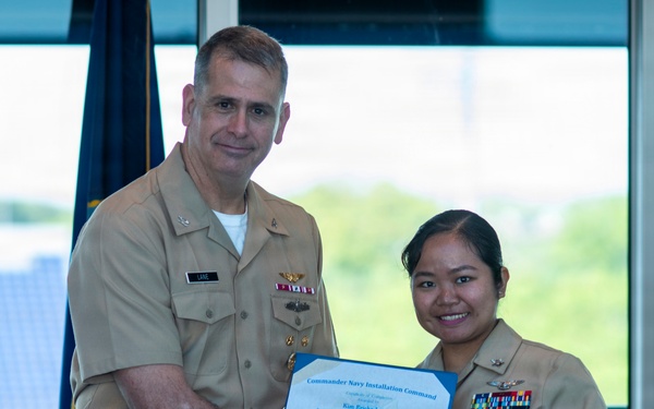 Citizen-Sailors Earn Navy Installation Firefighter Certification