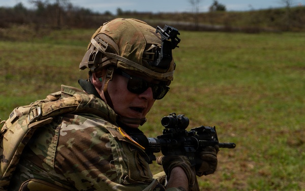 2-112th Infantry Soldiers train at Fort Indiantown Gap