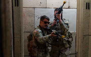 2-112th Infantry Soldiers train at Fort Indiantown Gap