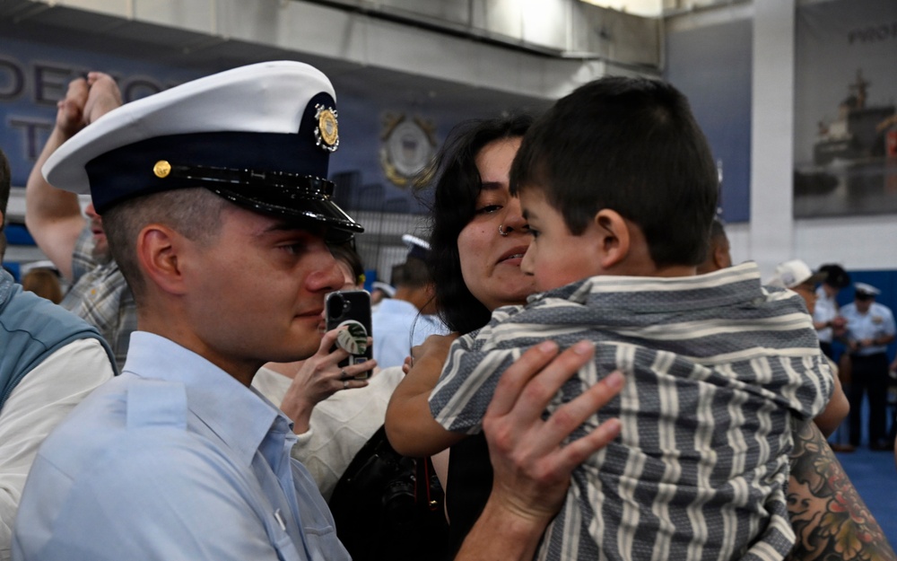 Q-208 Recruit Graduation