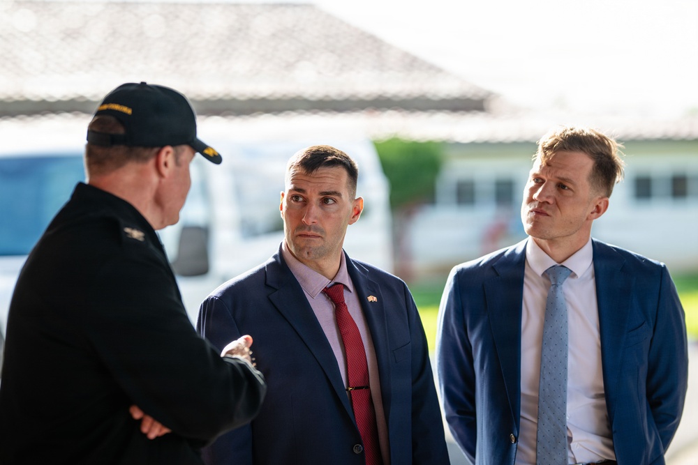 Rep. Ken Calvert's Staff Visits Naval Surface Warfare Center Corona Division