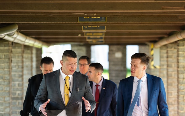 Rep. Ken Calvert's Staff Visits Naval Surface Warfare Center Corona Division