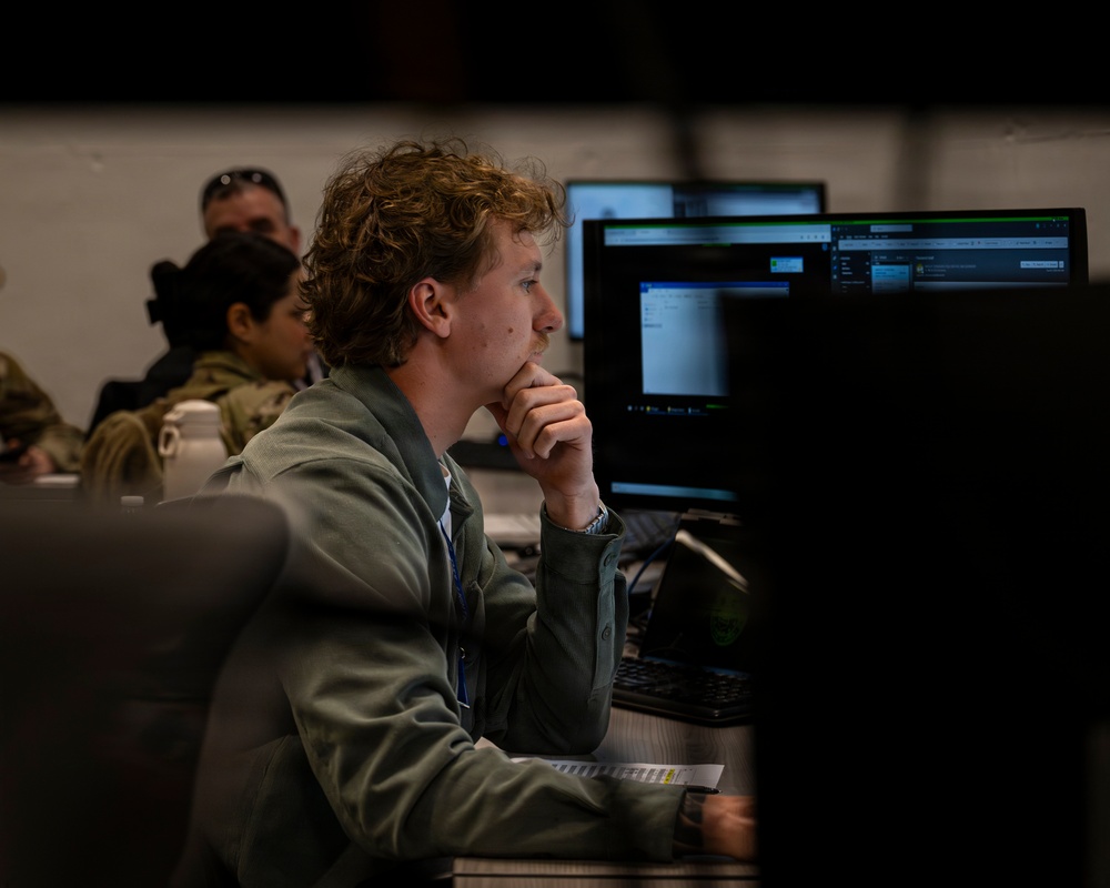 388 OSS on the Job Photos