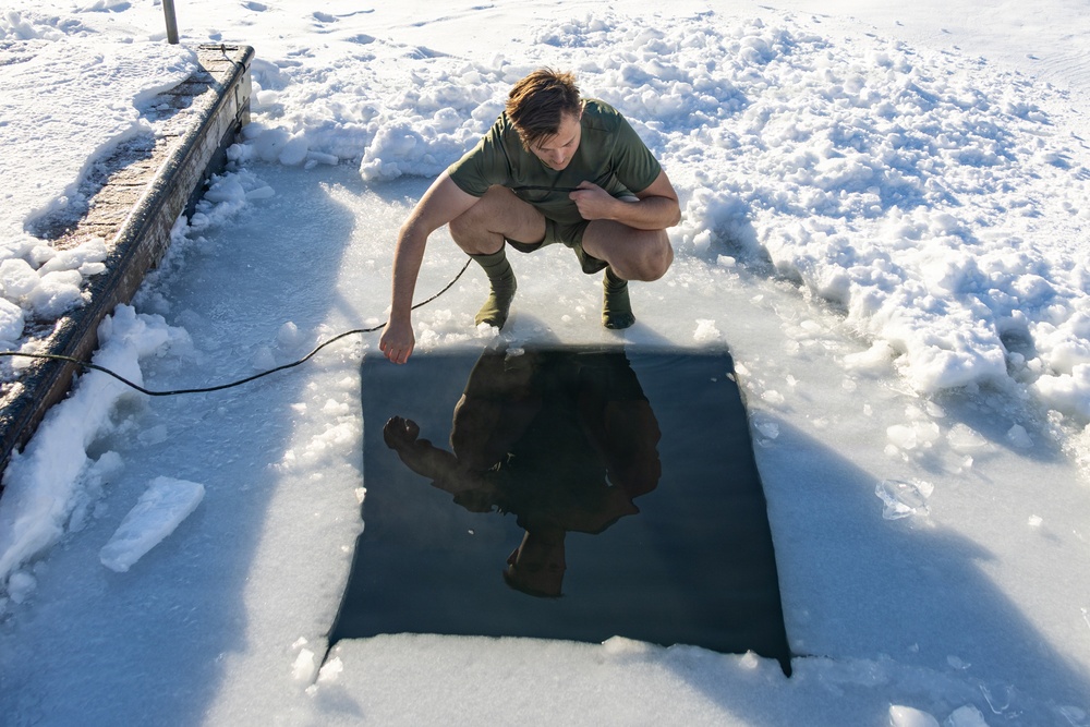 CBIRF Marines and Sailors with Bravo Co. Conduct a Polar Plunge