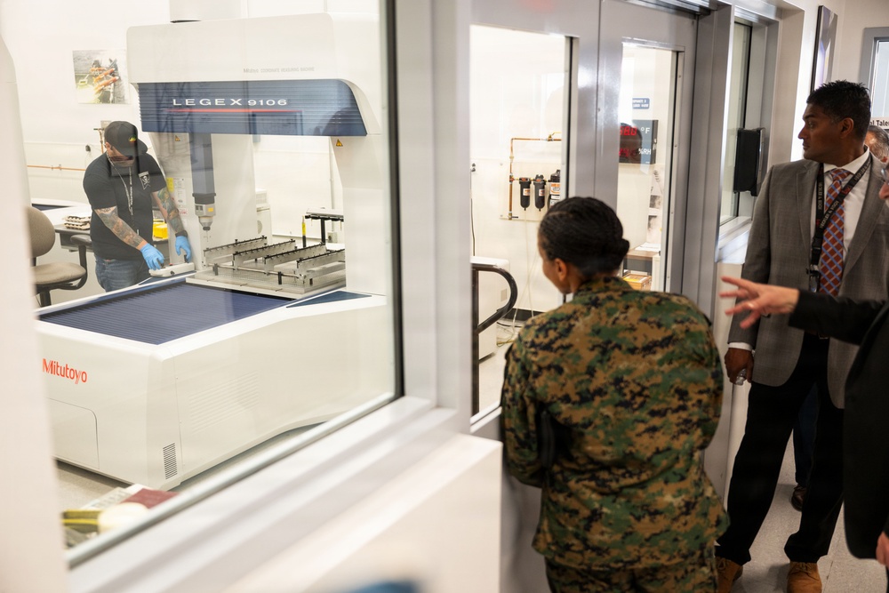 Marine Corps Col. Wynndee M. Young Visits NSWC Corona
