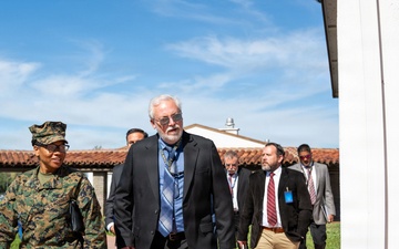 Marine Corps Col. Wynndee M. Young Visits NSWC Corona